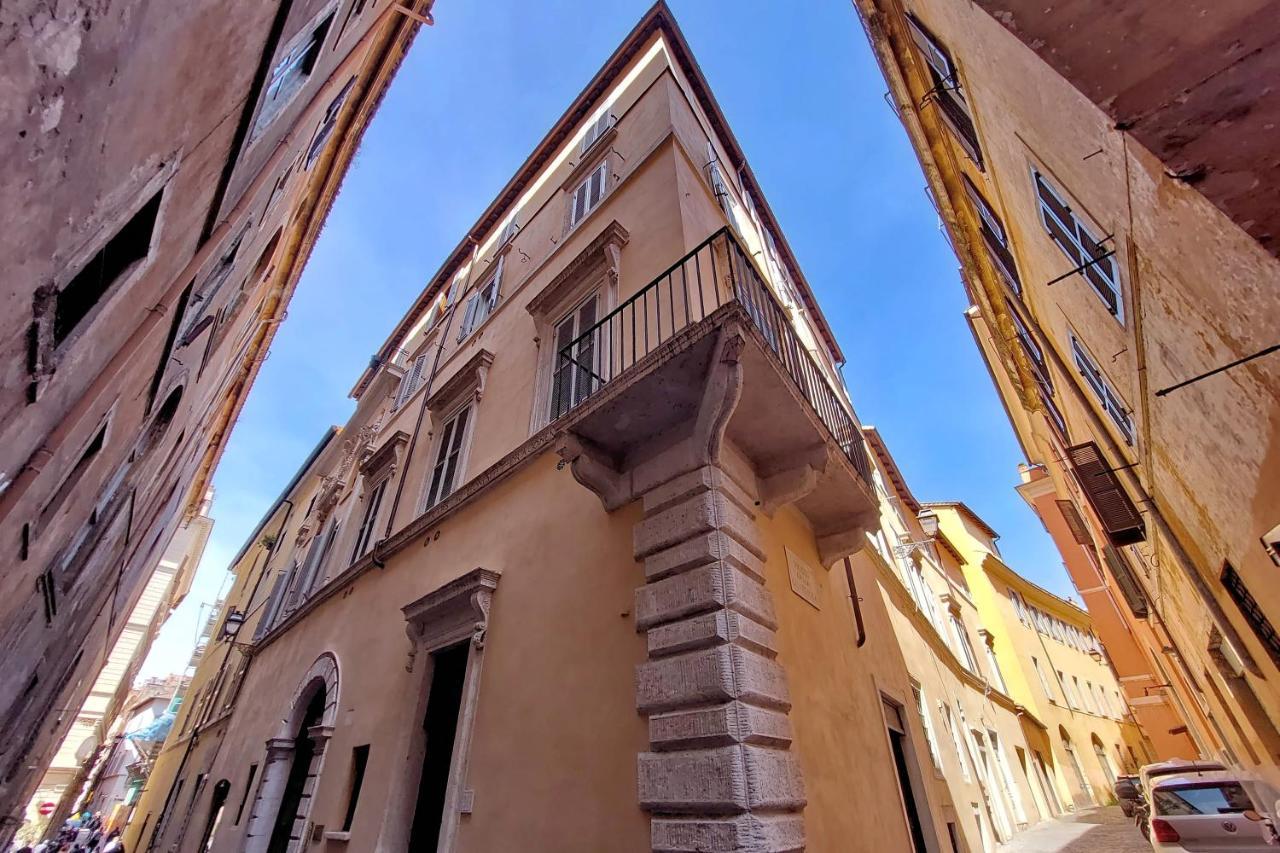 Ych-Pretty Flat Close Pantheon Rome Exterior photo